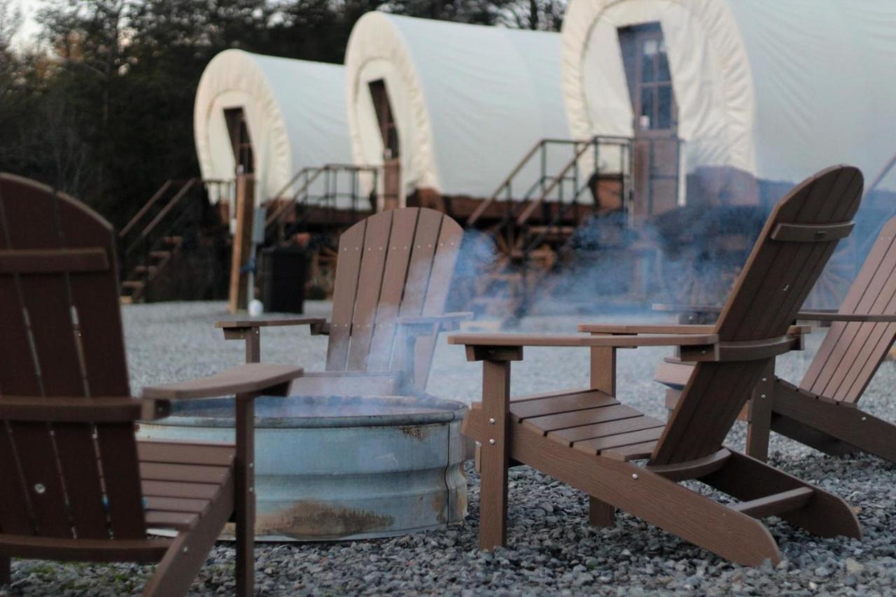 Smoky Hollow Outdoor Resort Covered Wagon Sevierville Exteriör bild